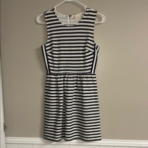 Black and White Fit and Flare Sleeveless Dress